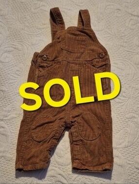 Hanna Andersson 60 or 3-6 months light brown corduroy overalls VGUC